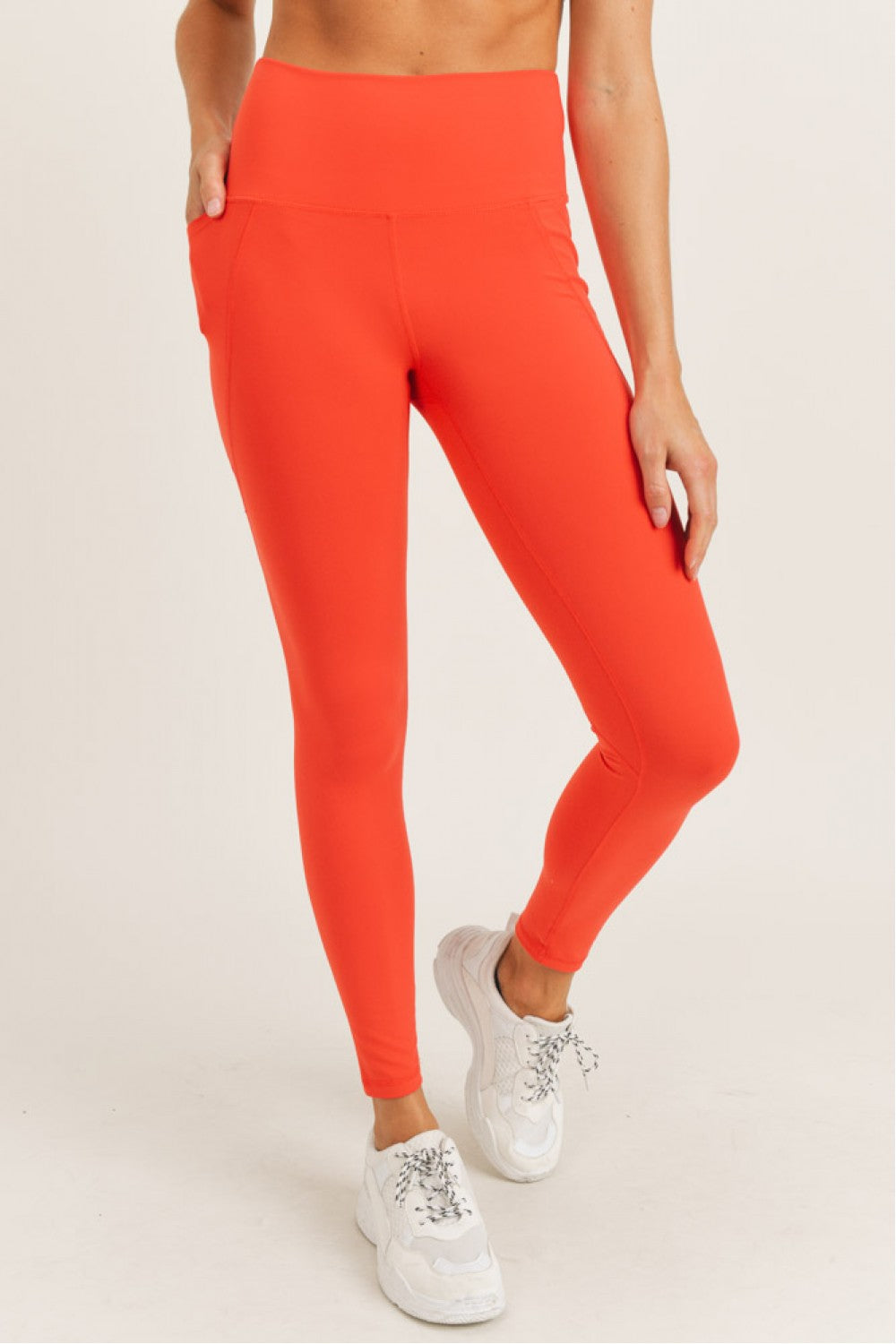 Tapered Band Essential Solid Highwaist Leggings