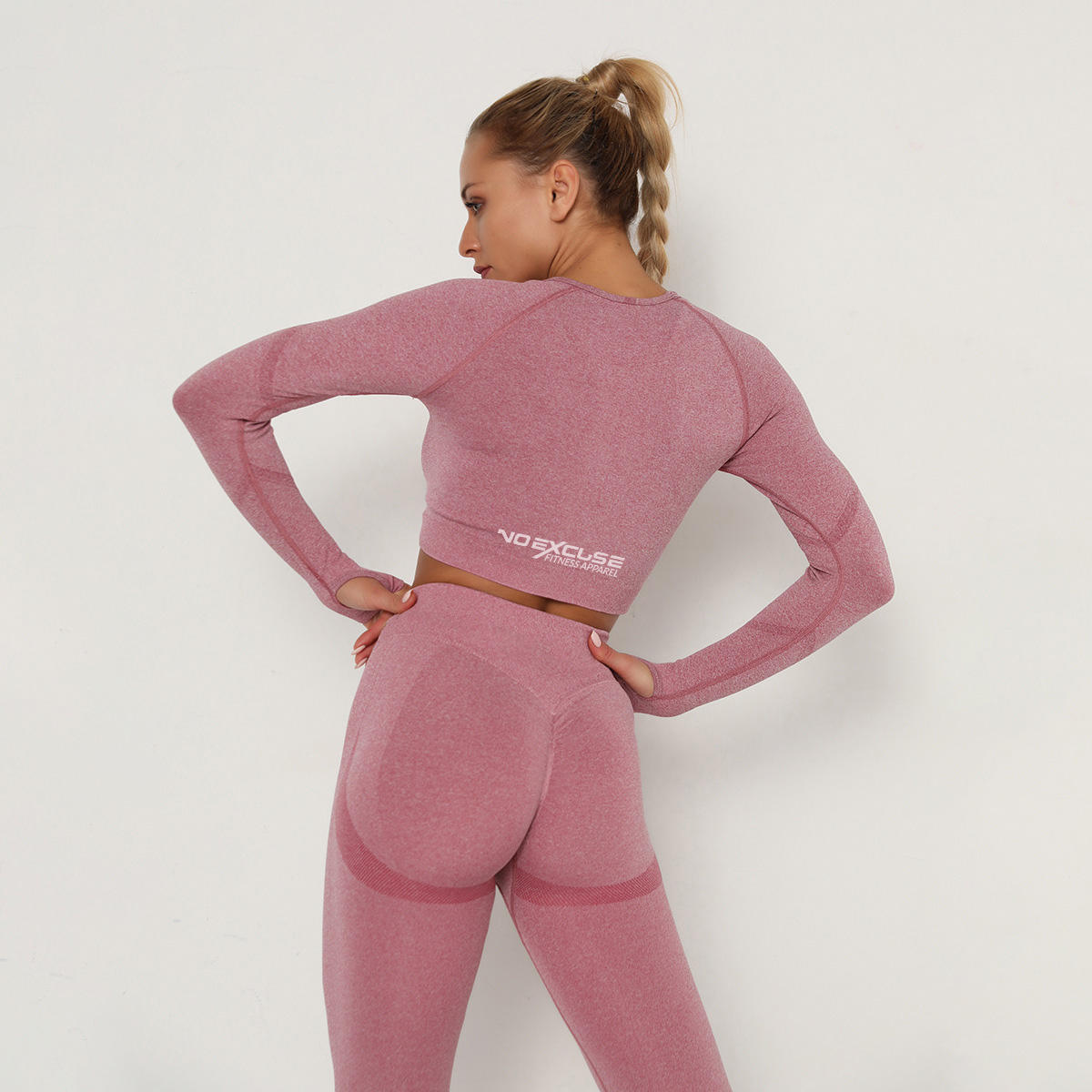 NO EXCUSE FITNESS APPAREL SEAMLESS LONG SLEEVE CROP TOP