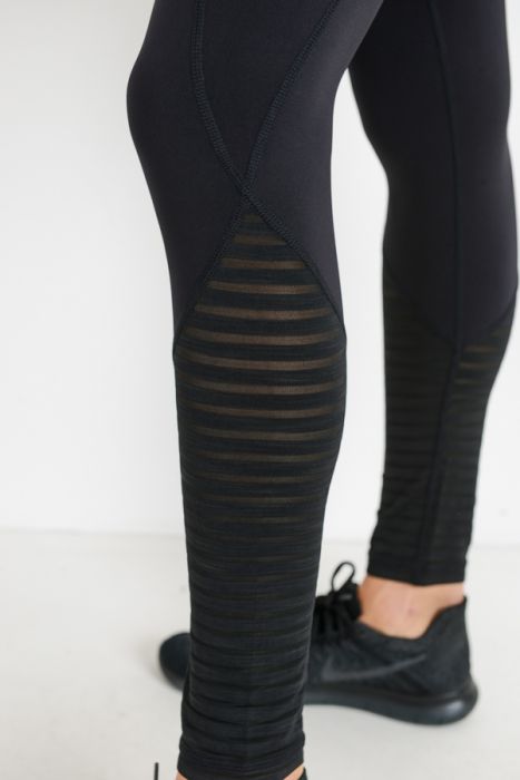 Highwaist Ribbed Burnout Mesh Legging
