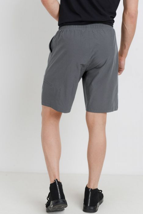 Men- Active drawstring shorts with zipper pouch