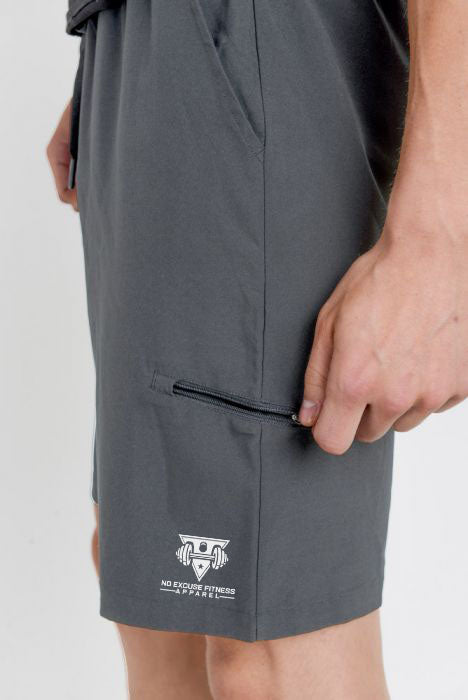 Men- Active drawstring shorts with zipper pouch