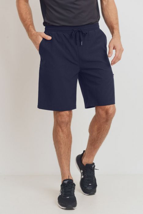 Men- Active drawstring shorts with zipper pouch