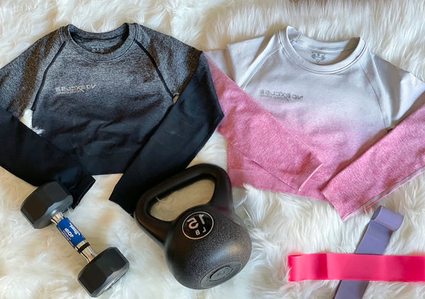 NO EXCUSE FITNESS APPAREL Seamless Gradient  Crop Top